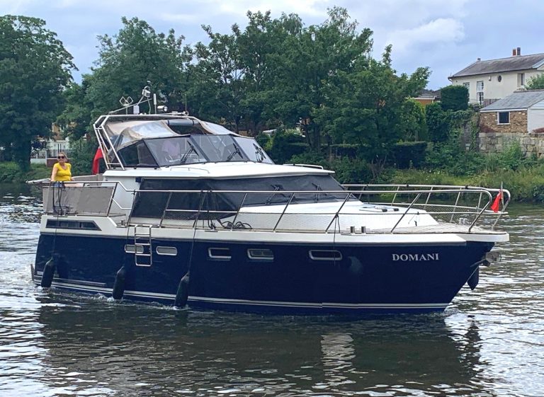 Windsor Boat Hire Private Charters Trips Tours Events