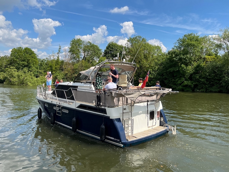 Windsor Boat Hire Private Charters Trips Tours Events